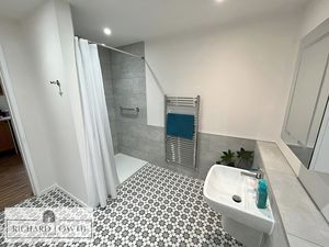 Shower Room/WC (Ground Floor)- click for photo gallery